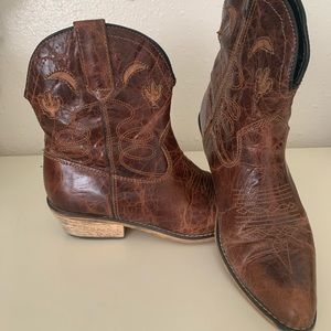 Ankle cowgirl boots